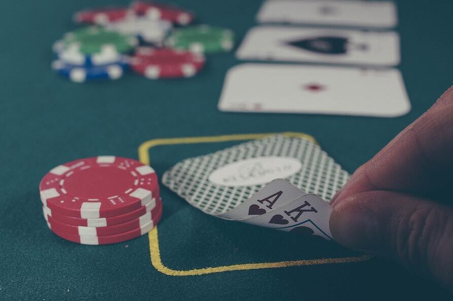 tipping-dealers-at-australian-casinos-is-it-allowed-or-illegal